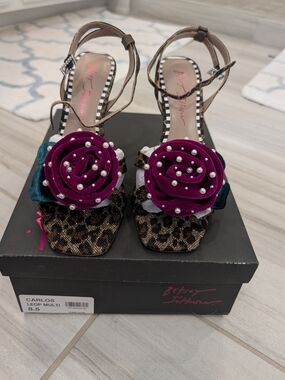 Betsey Johnson Carlos Leopard Multi Heels with Plum Rose and Pearl Accents. 8.5